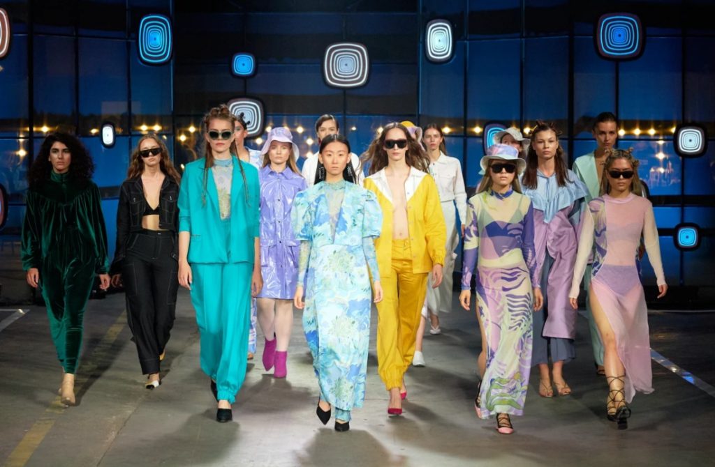What to Look for When Exploring Virtual Fashion Shows